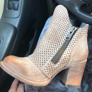 Freebird by Steven Bowie Ankle Booties size 6